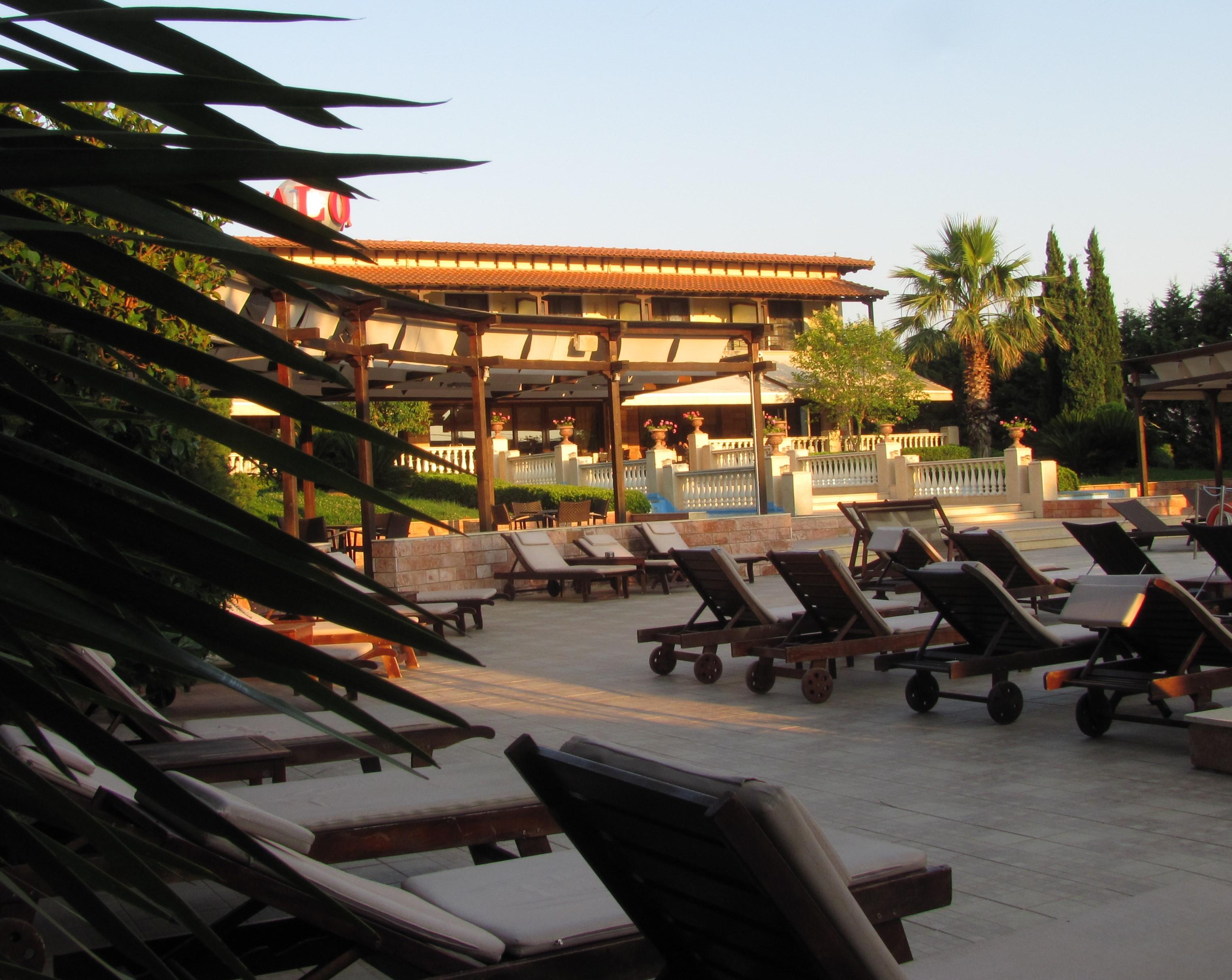 Avalon Airport Hotel Thessaloniki Thérmi Dış mekan fotoğraf